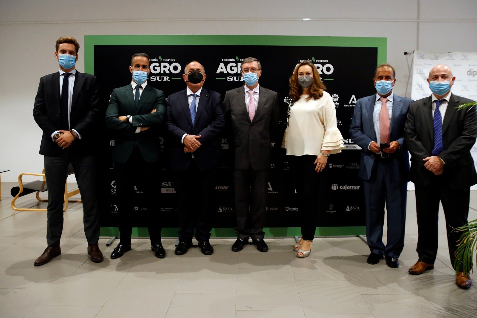 El Auditorio Edgar neville de la Diputación de Málaga ha acogido el acto de entrega de los primeros premios AGRO SUR. La gala contó con el patrocinio de Cajamar y Gusto del Sur como entidad colaboradora