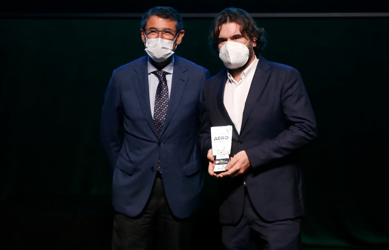 El Auditorio Edgar neville de la Diputación de Málaga ha acogido el acto de entrega de los primeros premios AGRO SUR. La gala contó con el patrocinio de Cajamar y Gusto del Sur como entidad colaboradora