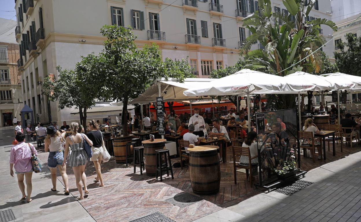 Los bares seguirán con las mismas restricciones en Málaga. 