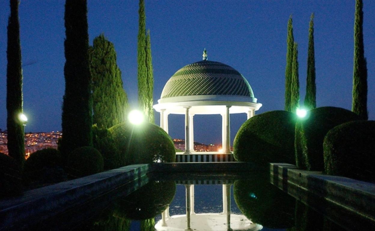 Templete del mirador del jardín botánico e histórico de La Concepción, que será iluminado especialmente. 