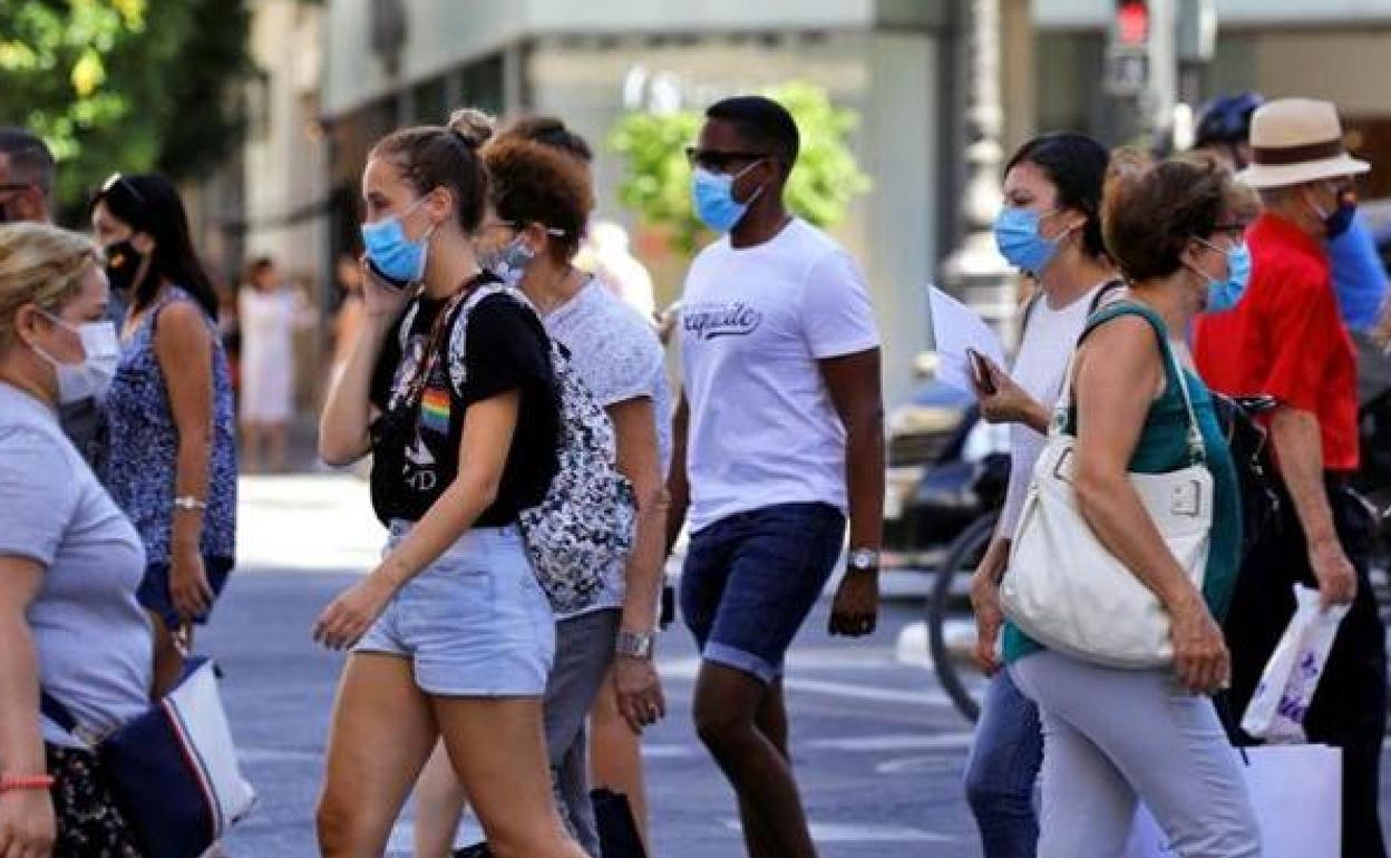 Cádiz y Jaén, únicas provincias de Andalucía que pasan al nivel cero al completo