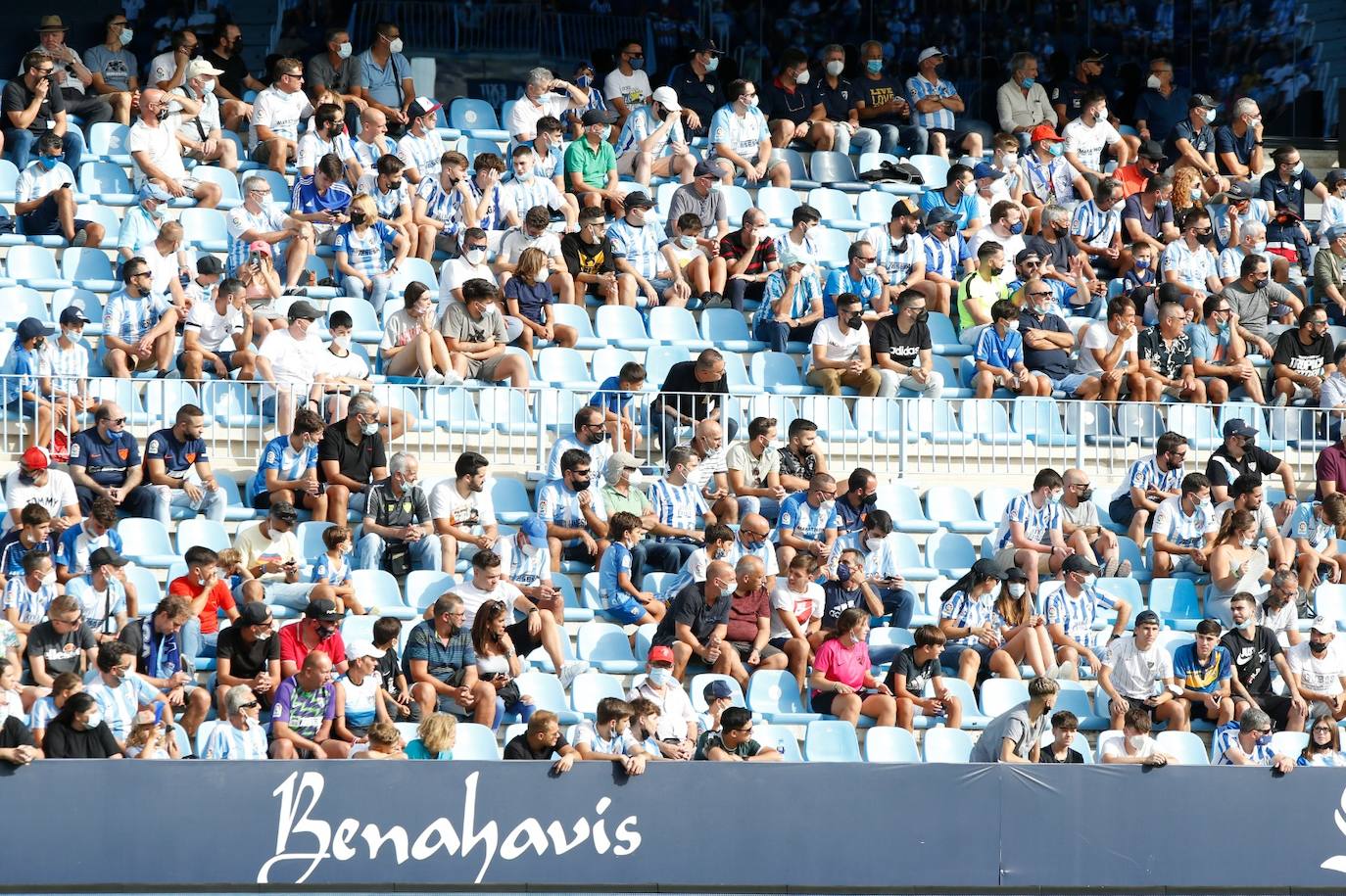 La Rosaleda acogió el encuentro sin restricciones de aforo por el covid-19 