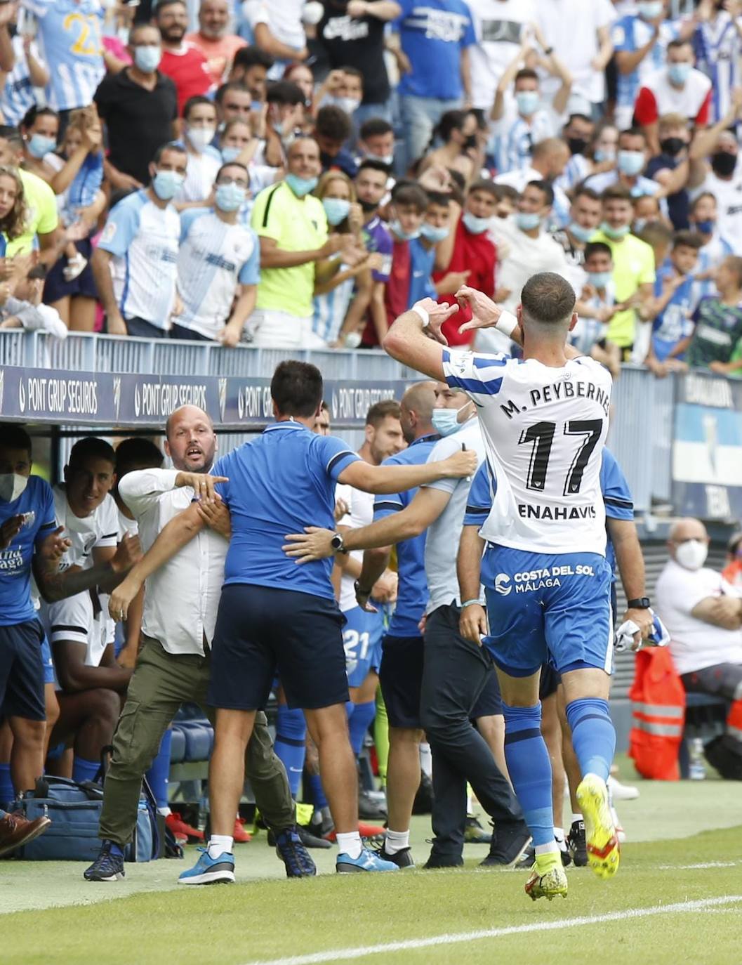 La Rosaleda acogió el encuentro sin restricciones de aforo por el covid-19 