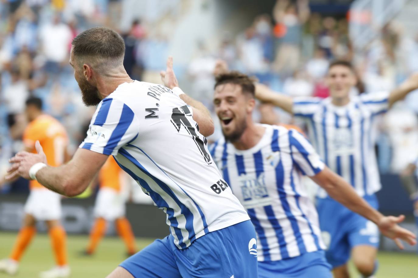 La Rosaleda acogió el encuentro sin restricciones de aforo por el covid-19 