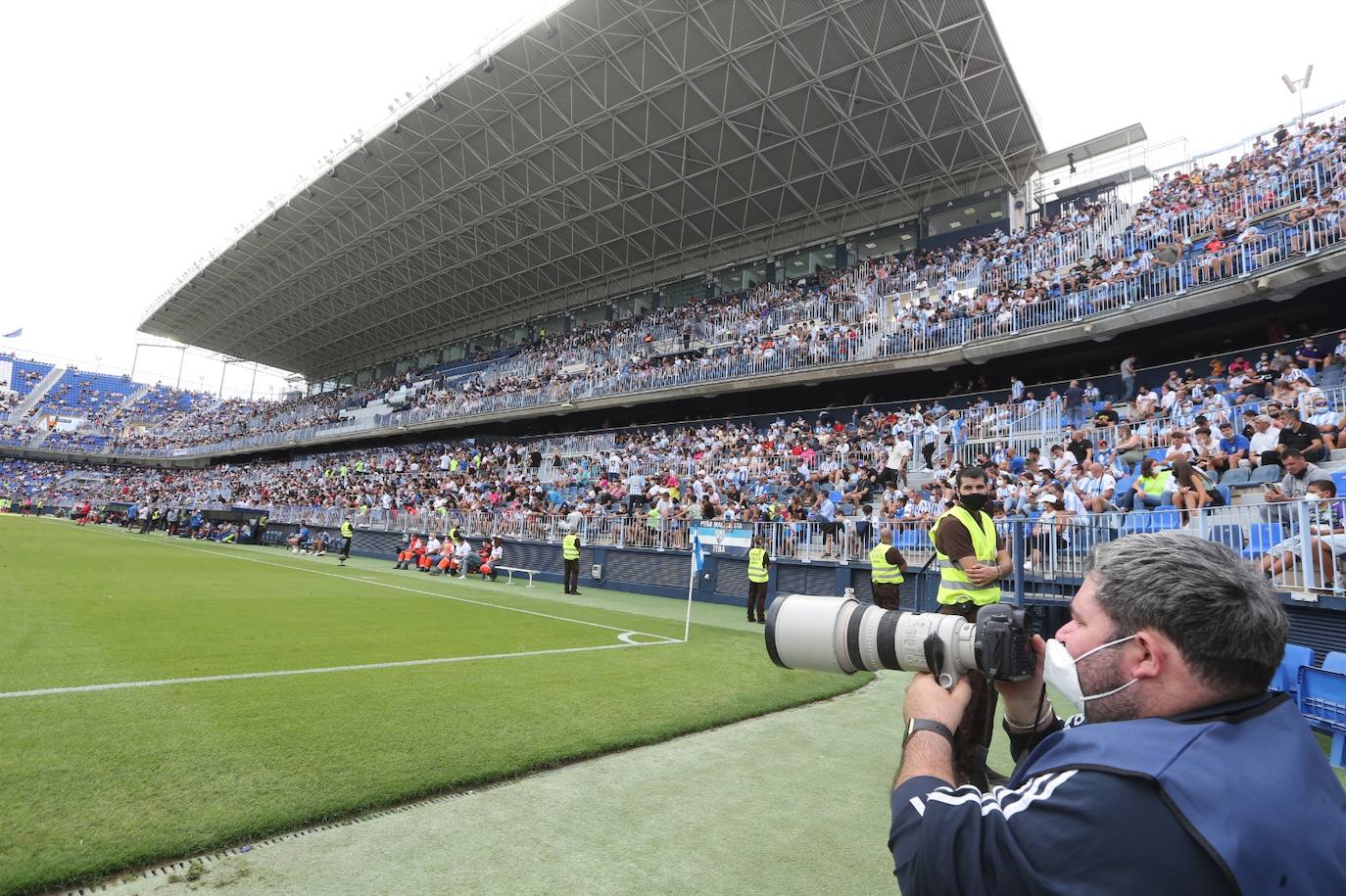 La Rosaleda acogió el encuentro sin restricciones de aforo por el covid-19 