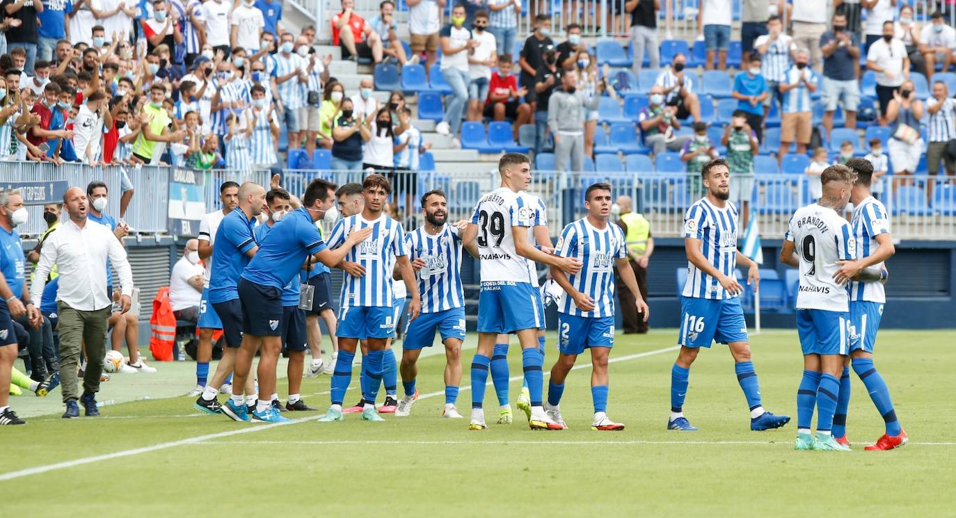 La Rosaleda acogió el encuentro sin restricciones de aforo por el covid-19 