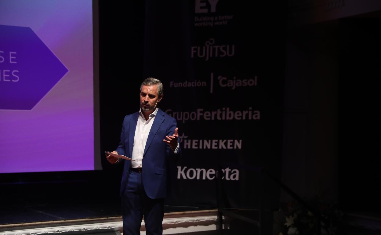 El consejero de Economía, Juan Bravo, ayer en un foro de Europa Press.