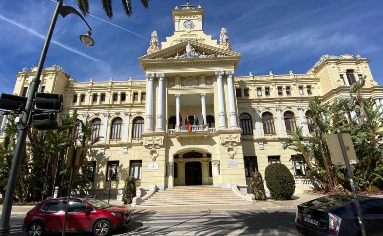 Todos los cortejos pasarán ante la fachada del Ayuntamiento. 