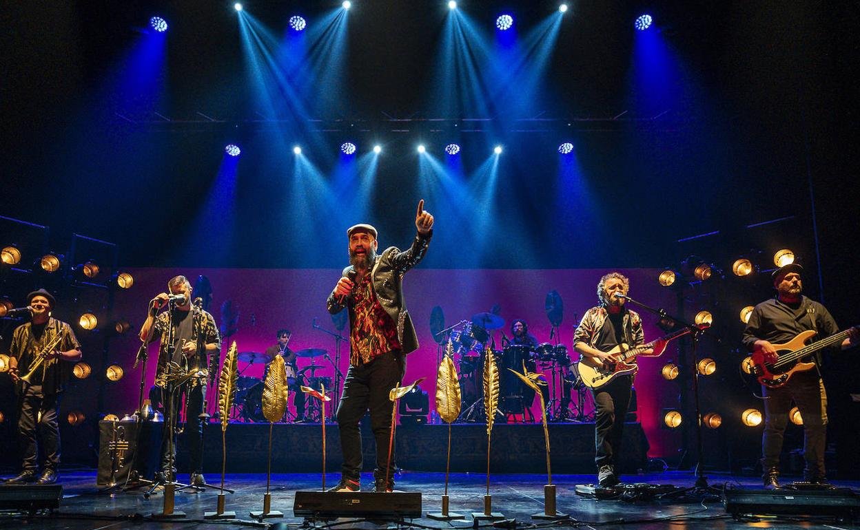 El grupo Eskorzo, durante un concierto.