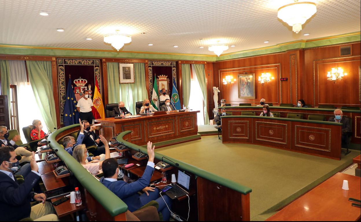 El PP ha sacado adelante sus propuesta de modificación presupuestaria y congelación de impuestos. 