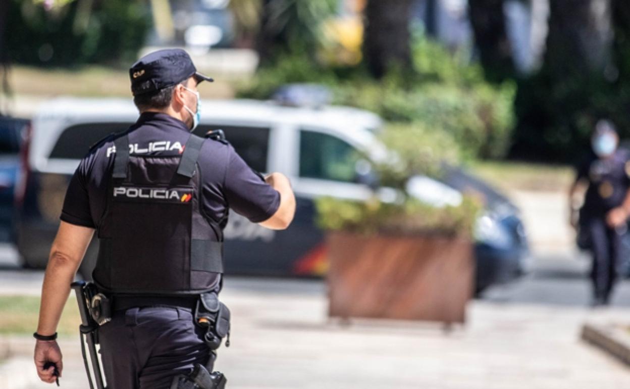 Buscan a un niño de siete años en Málaga e investigan si lo secuestró su madre