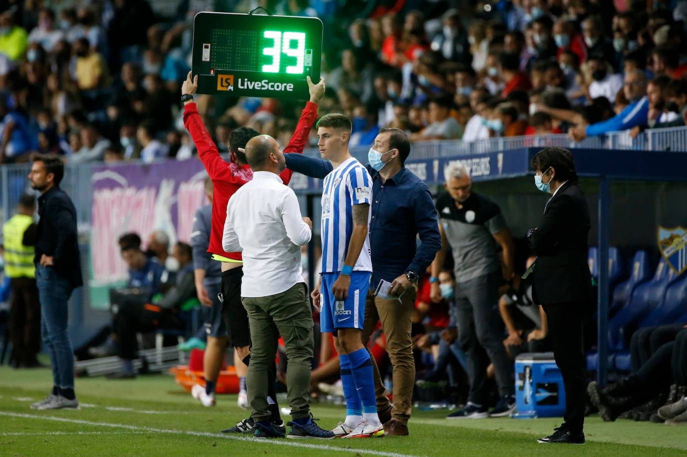 La Rosaleda volvió a vivir un partido con gran ambiente 