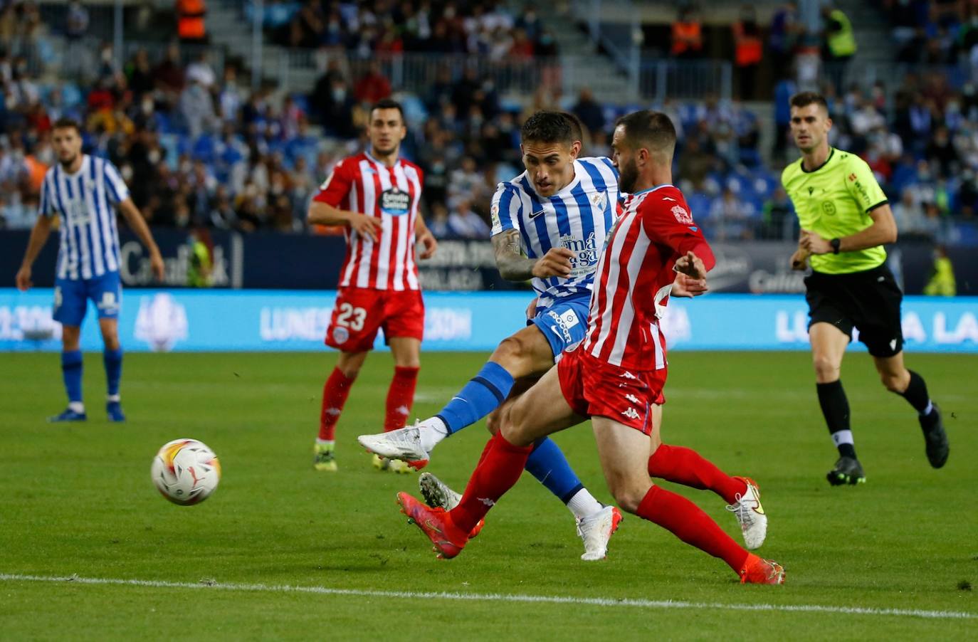 La Rosaleda volvió a vivir un partido con gran ambiente 