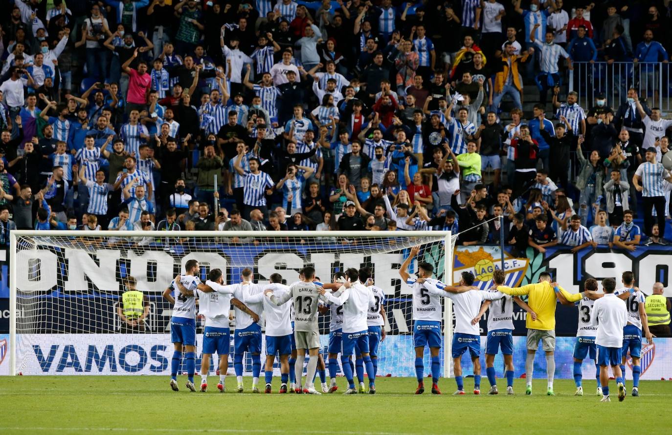 La Rosaleda volvió a vivir un partido con gran ambiente 