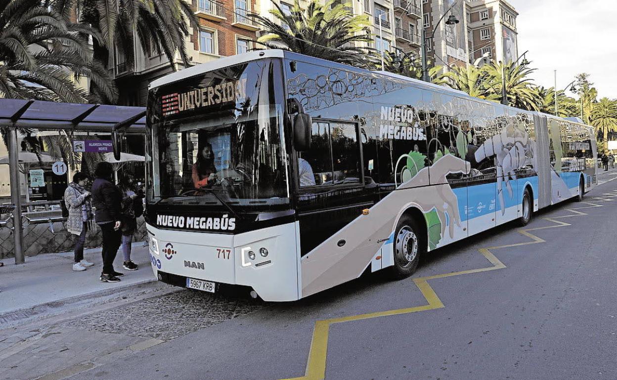 El transporte público de Málaga se refuerza para la procesión magna