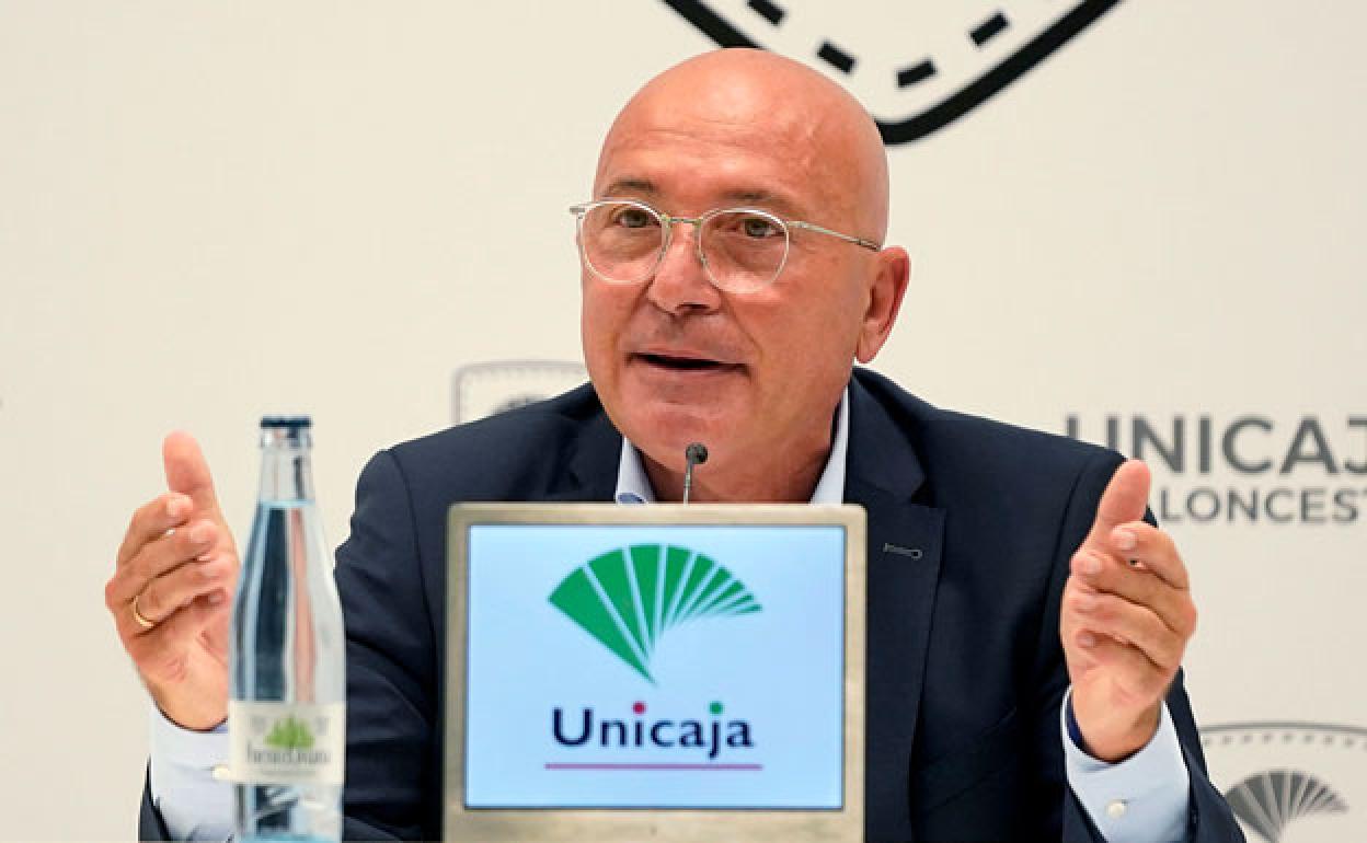 El presidente del Unicaja, sobre su salario: «Vengo de otro sitio con un contrato que era superior»
