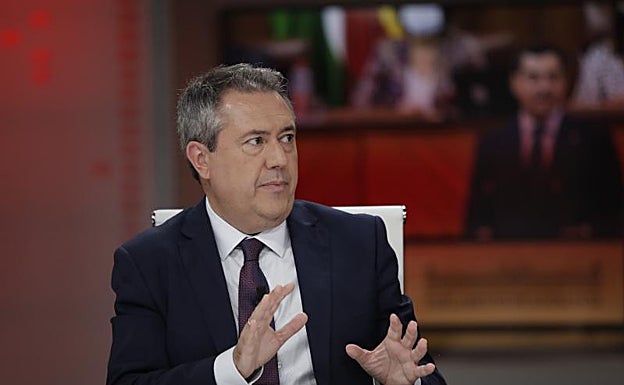 Un momento de la entrevista con Espadas. 