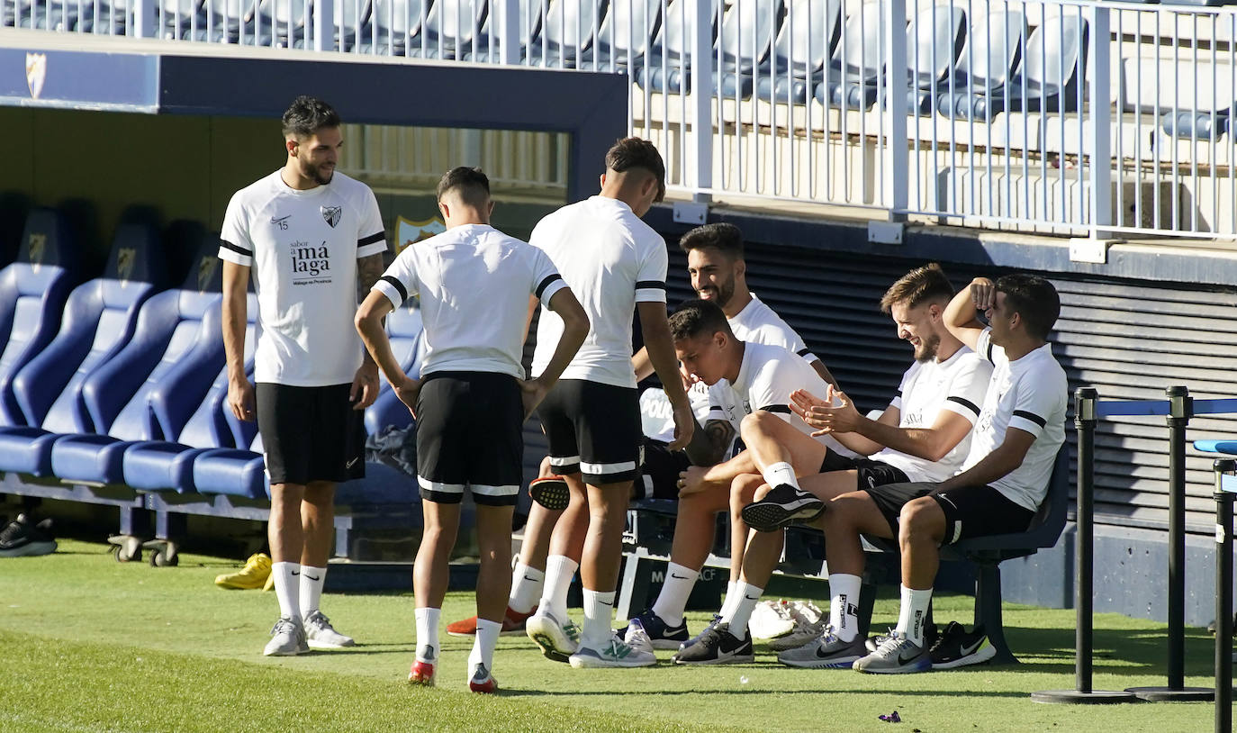 Fotos del entrenamiento del Málaga en La Rosaleda.