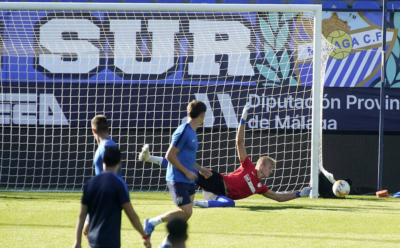 Fotos del entrenamiento del Málaga en La Rosaleda.