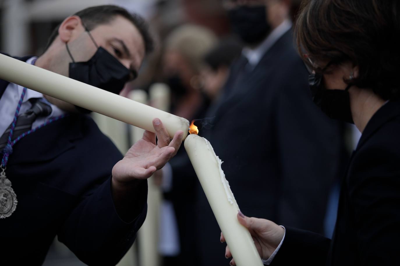 Dieciséis tronos recorren la ciudad para conmemorar el centenario de la Agrupación de Cofradías de Málaga en un evento histórico. En la imagen, El Rico.