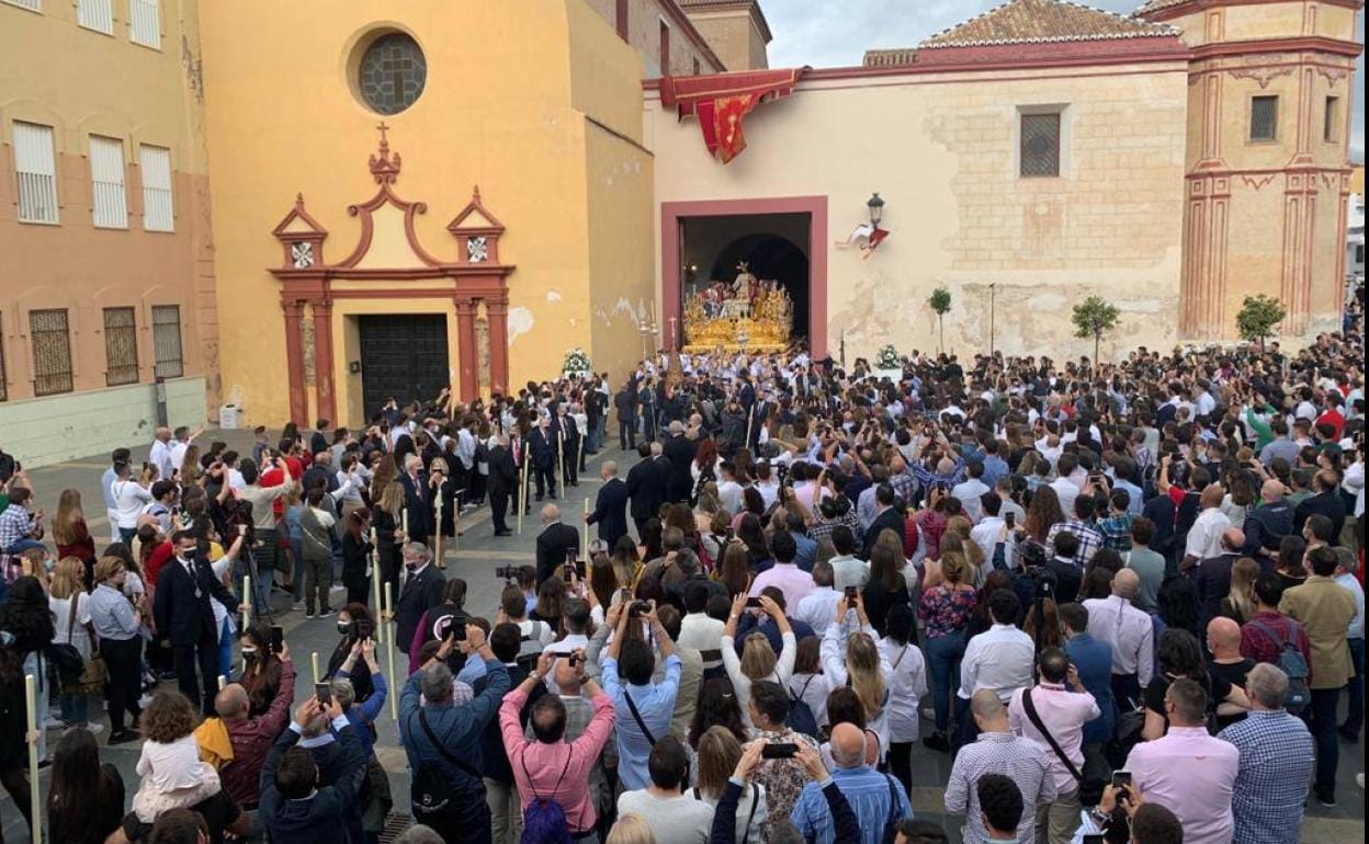 Shuraba Interpunctie Dusver Procesión Magna de Málaga: Salida histórica del Señor de la Cena desde la  parroquia de Santo Domingo | Diario Sur