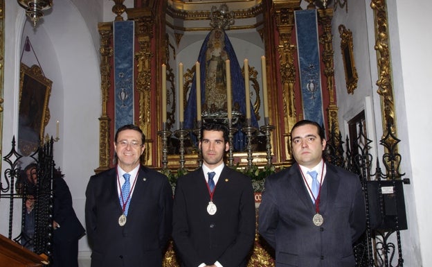 Cerezo, en el centro, en su pregón de la Pura y Limpia Concepción de María, en 2012. 