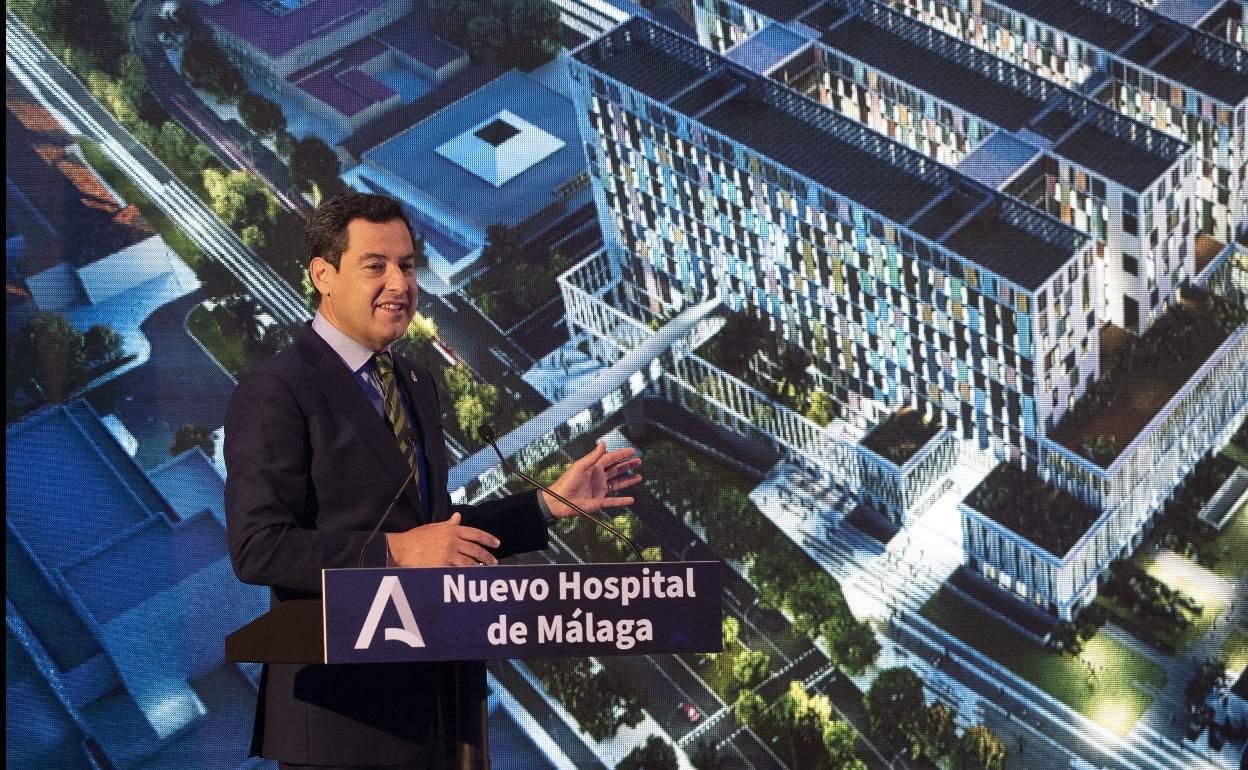 Moreno, el pasado agosto, durante el acto de presentación del anteproyecto del nuevo hospital de la capital.