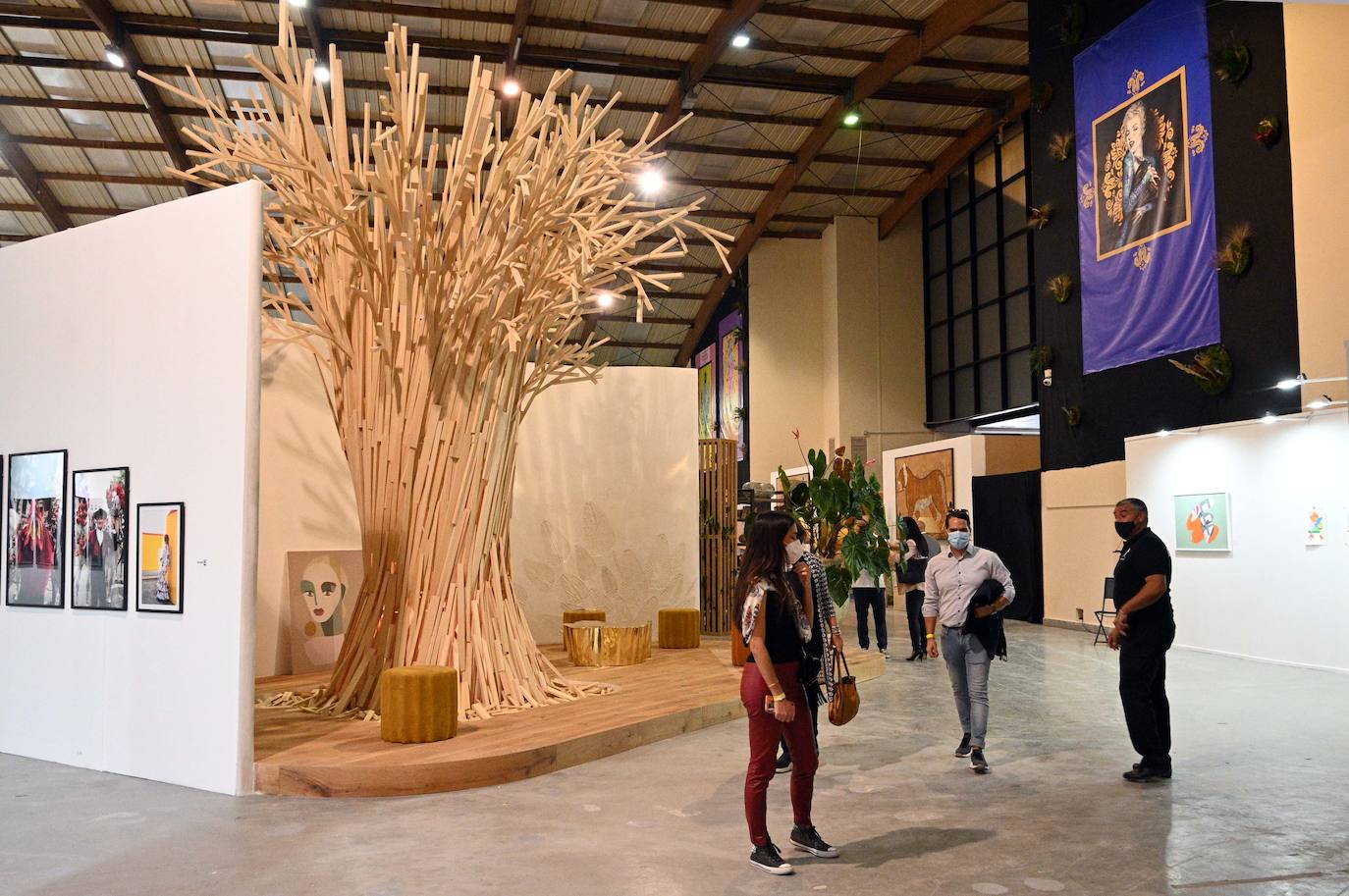 La ciudad acoge hasta el 14 de noviembre una de las mayores exposiciones de diseño e interiorismo internacional del país en el Palacio de Congresos Adolfo Suárez.