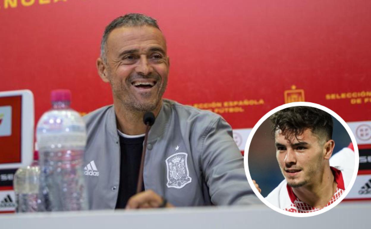 El entrenador de la Selección Española de Fútbol, Luis Enrique, durante la rueda de prensa ofrecida este viernes en la sede de la Federación Española de Fútbol, en la Ciudad del Fútbol de las Rozas, para informar de la lista de convocados para los próximos partidos del combinado nacional.