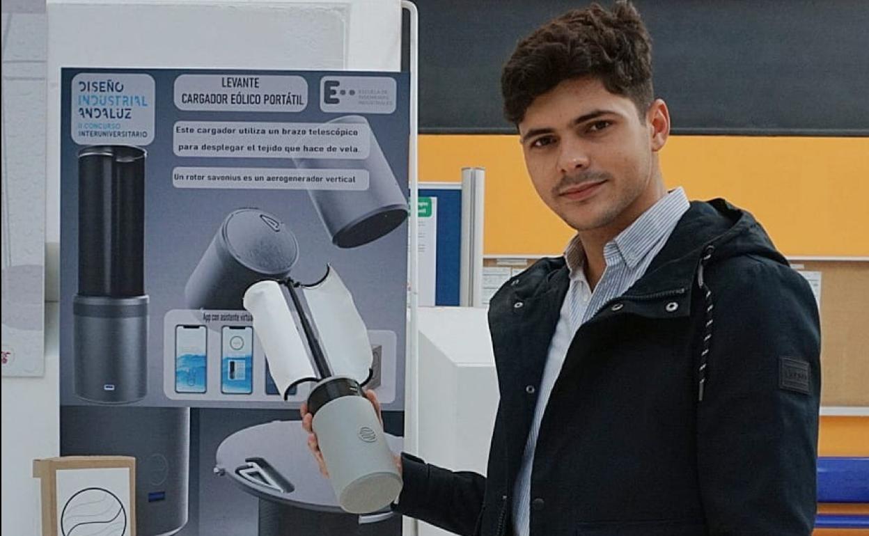 Sala movimiento Saco Levante', el cargador eólico portátil para móvil desarrollado por un joven  ingeniero malagueño | Diario Sur