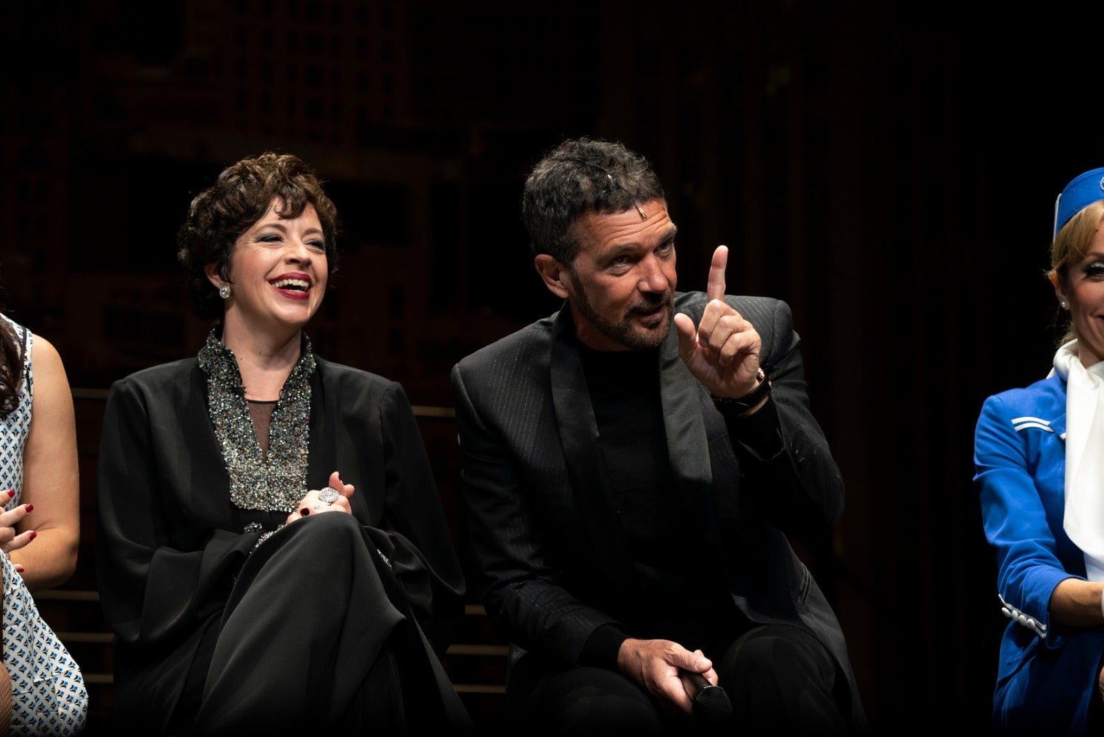 Proyecciones en 3D, un escenario giratorio y una escenografía envolvente dan espectacularidad al segundo musical de la factoría del Soho.