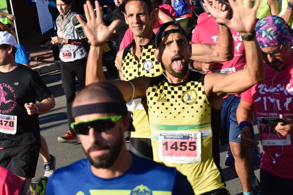 La Carrera Litoral Holiday World cuenta, como en cada edición, con tres modalidades diferentes en la carrera: de 21 kilómetros (media maratón), y de 10 y 5 kilómetros, pensados para pasear y para los niños. También se podía colaborar con dorsal 0