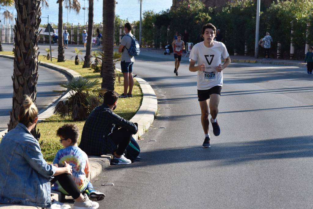 La Carrera Litoral Holiday World cuenta, como en cada edición, con tres modalidades diferentes en la carrera: de 21 kilómetros (media maratón), y de 10 y 5 kilómetros, pensados para pasear y para los niños. También se podía colaborar con dorsal 0