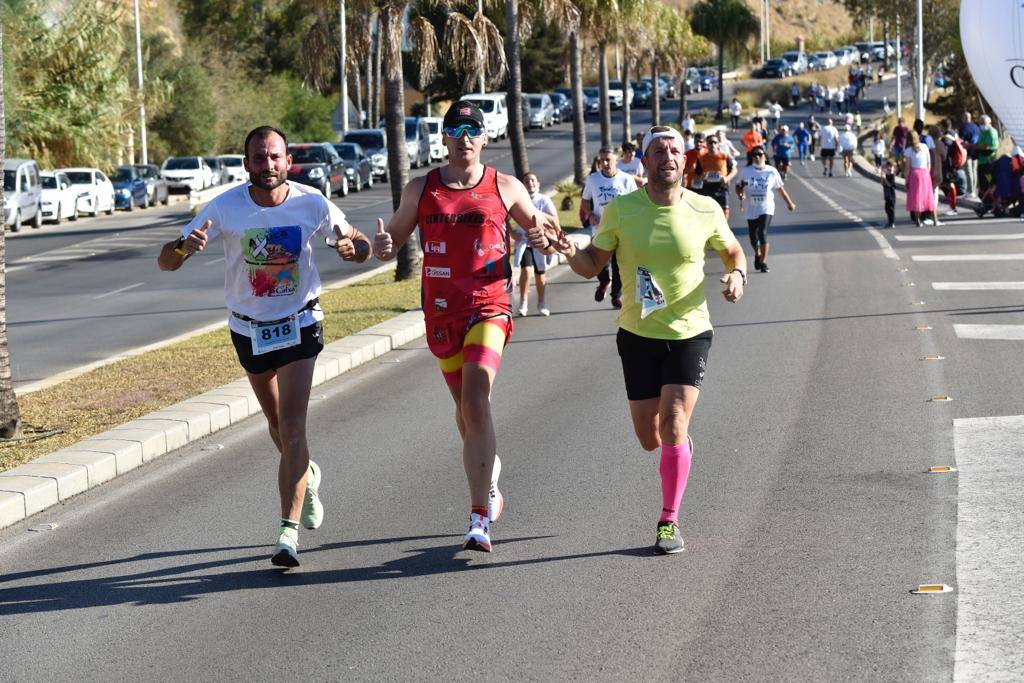 La Carrera Litoral Holiday World cuenta, como en cada edición, con tres modalidades diferentes en la carrera: de 21 kilómetros (media maratón), y de 10 y 5 kilómetros, pensados para pasear y para los niños. También se podía colaborar con dorsal 0