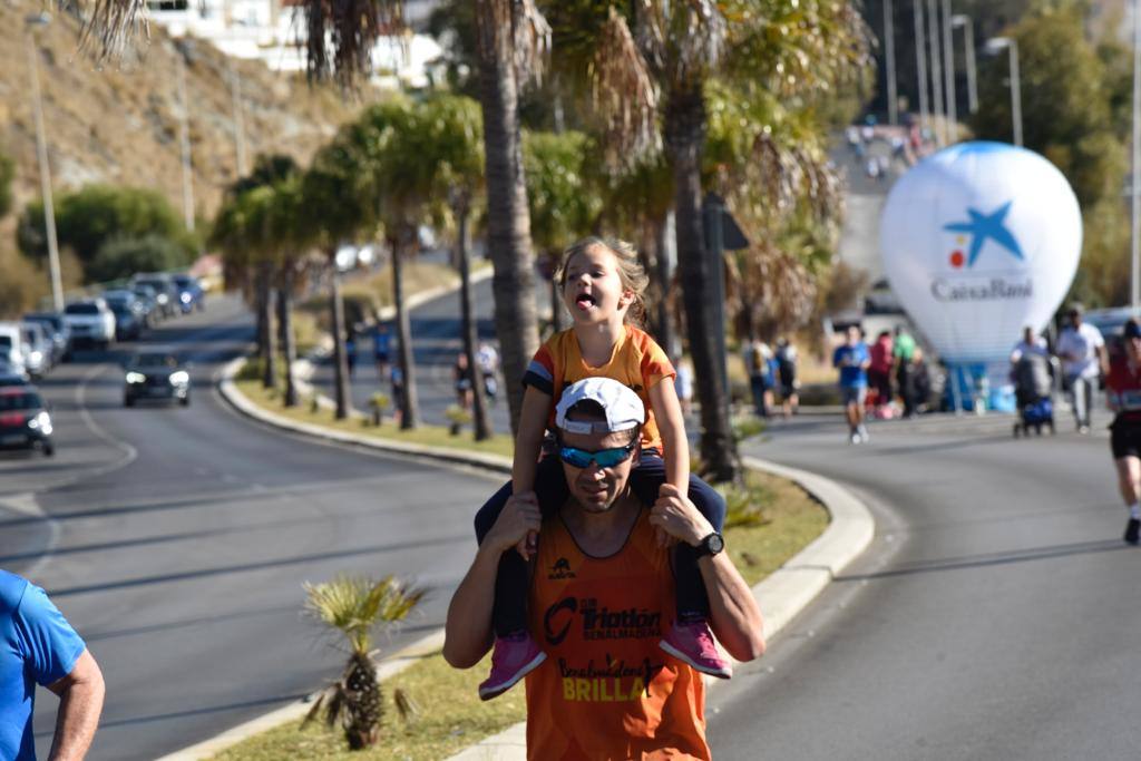 La Carrera Litoral Holiday World cuenta, como en cada edición, con tres modalidades diferentes en la carrera: de 21 kilómetros (media maratón), y de 10 y 5 kilómetros, pensados para pasear y para los niños. También se podía colaborar con dorsal 0