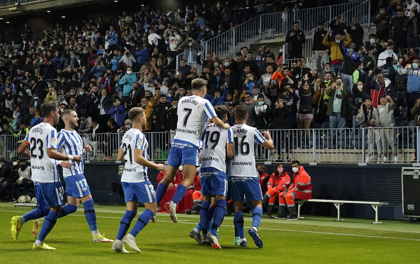 El Málaga se adelantó en el marcador con un gol de penalti 