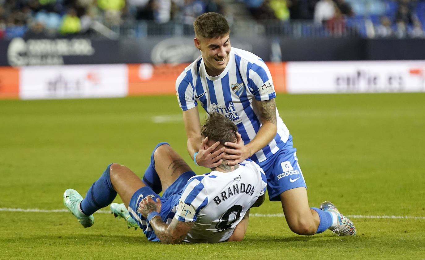 El Málaga se adelantó en el marcador con un gol de penalti 