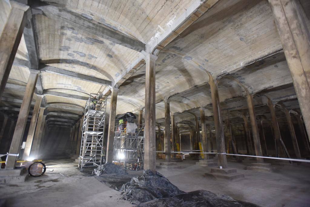 Este depósito a día de hoy da cobertura a unos 30.000 habitantes de la zona centro y este de la ciudad, abasteciendo de agua potable a los barrios del Molinillo, Segalerva, La Goleta, Centro Histórico, Ensanche y La Malagueta 