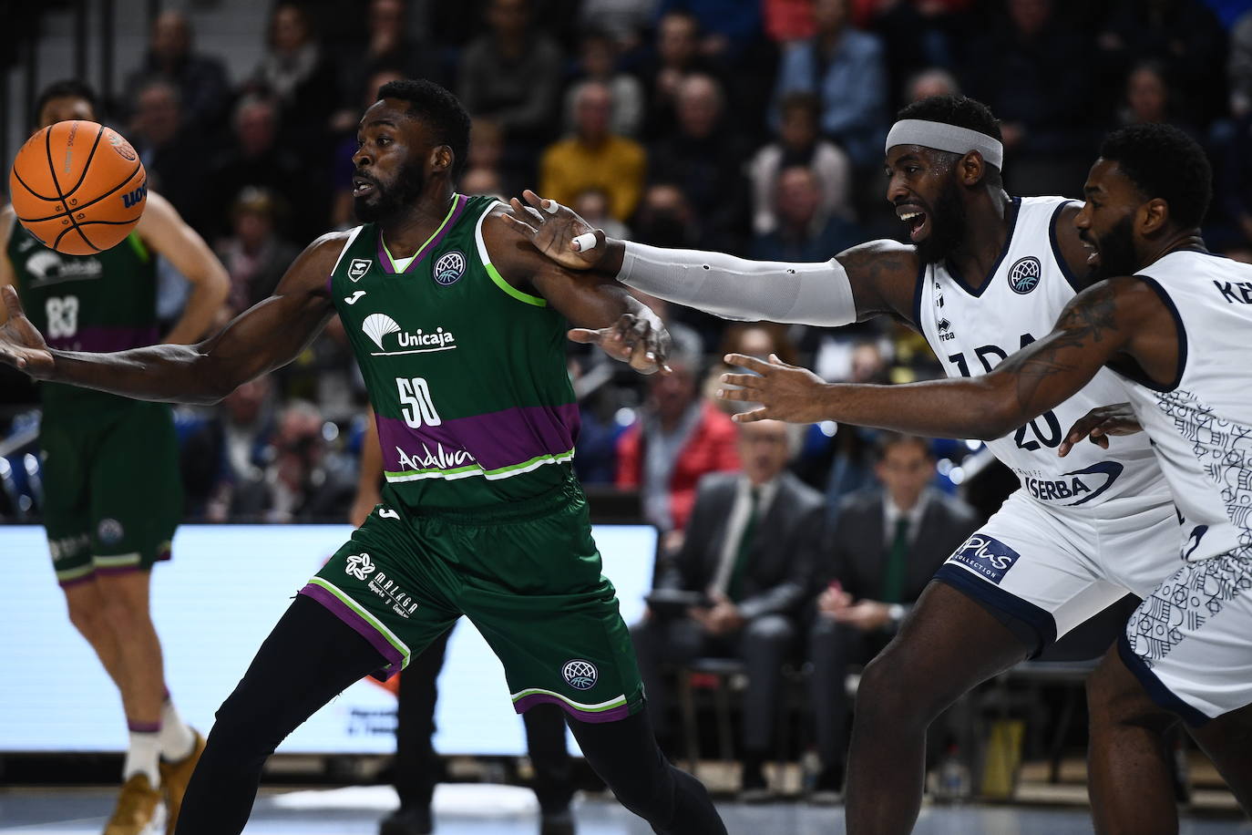 El Unicaja dejó una mala imagen en su visita a la pista del Dijon 