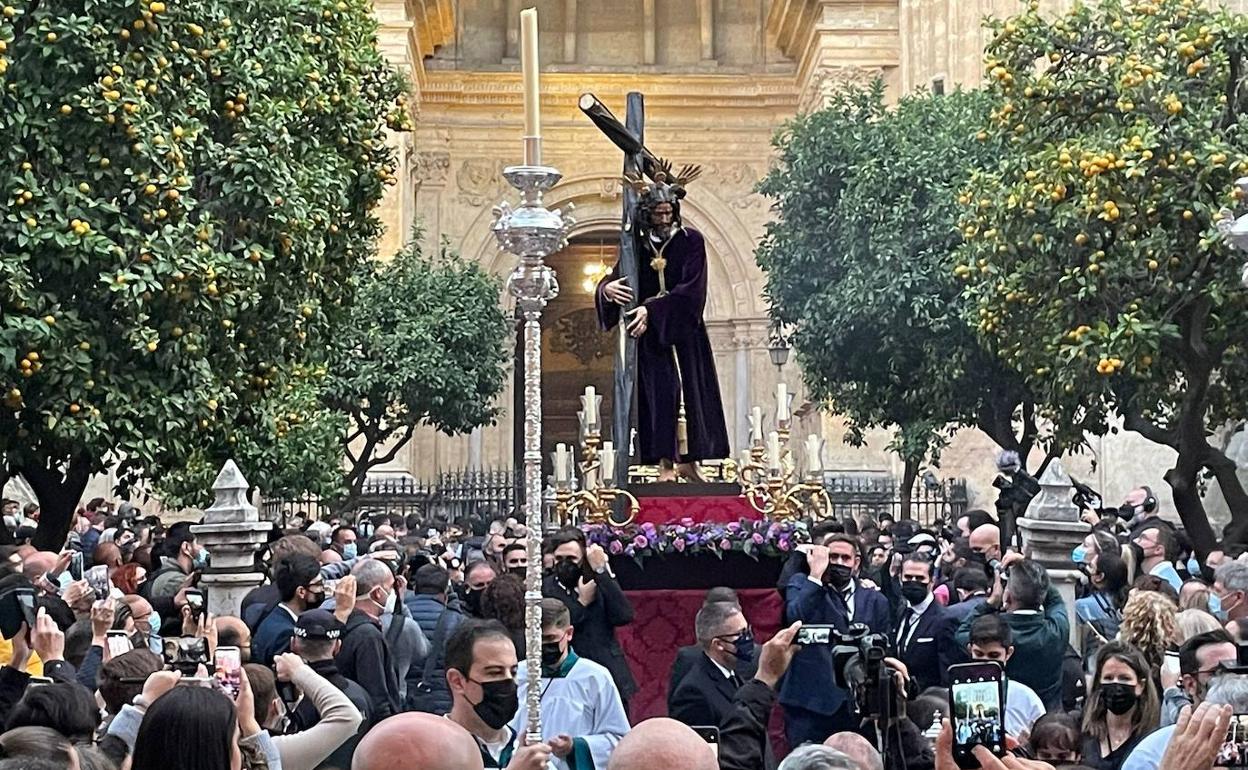 Directo | Las 13 imágenes que han protagonizado la exposición 'El Verbo Encarnado' regresan a sus templos