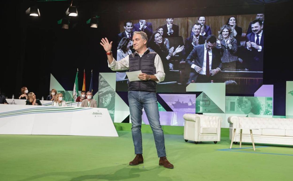 Elías Bendodo, durante su intervención.