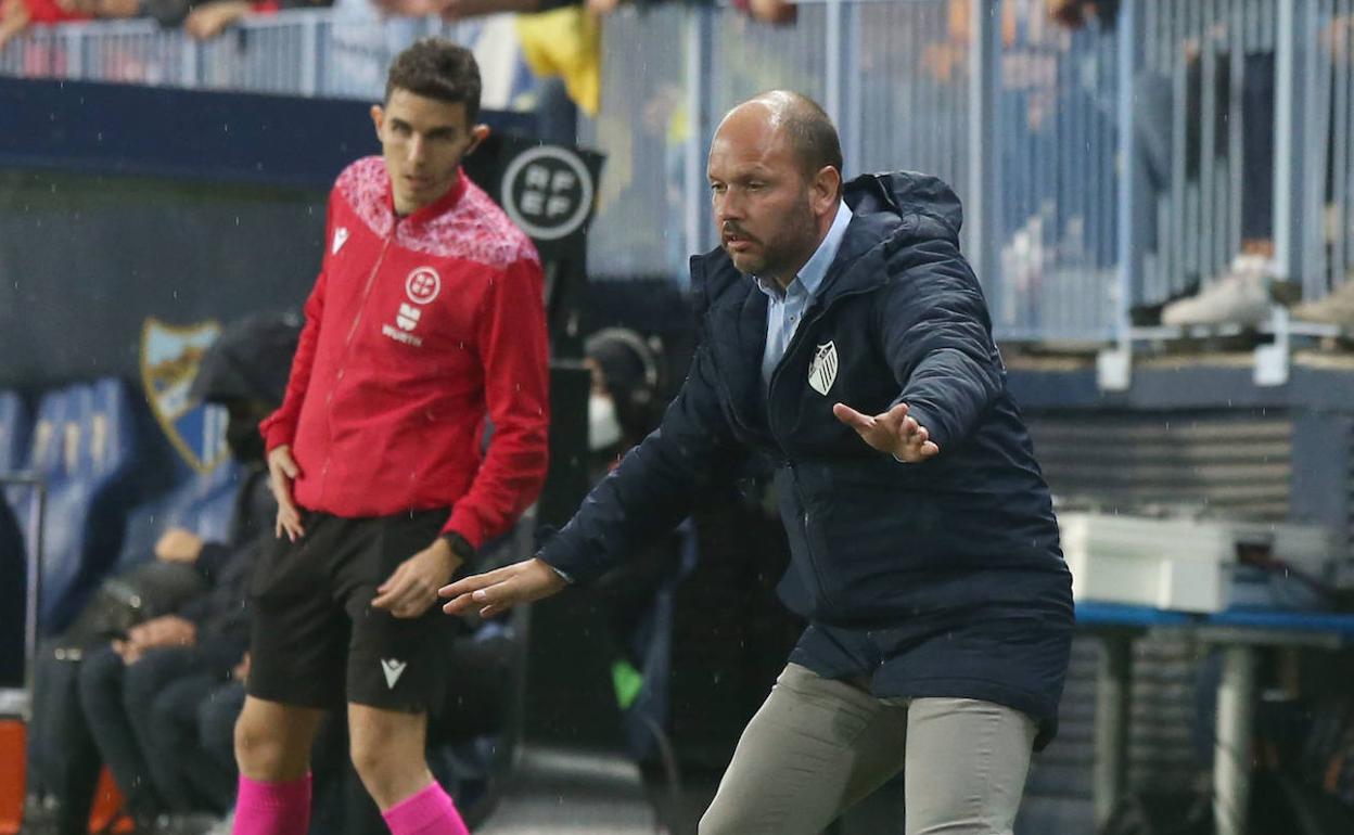 José Alberto López, durante el encuentro contra Las Palmas. 