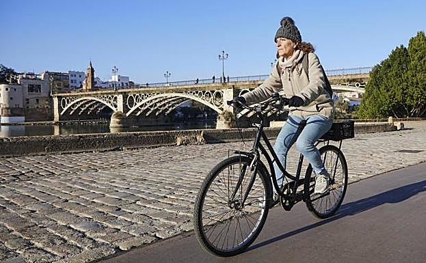 El tiempo: Aemet eleva las provincias en aviso por nevadas, tormentas, viento y olas del primer temporal del invierno