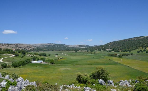 Parque Natural de las Sierras Subbéticas Polje de la Nava (Cabra).