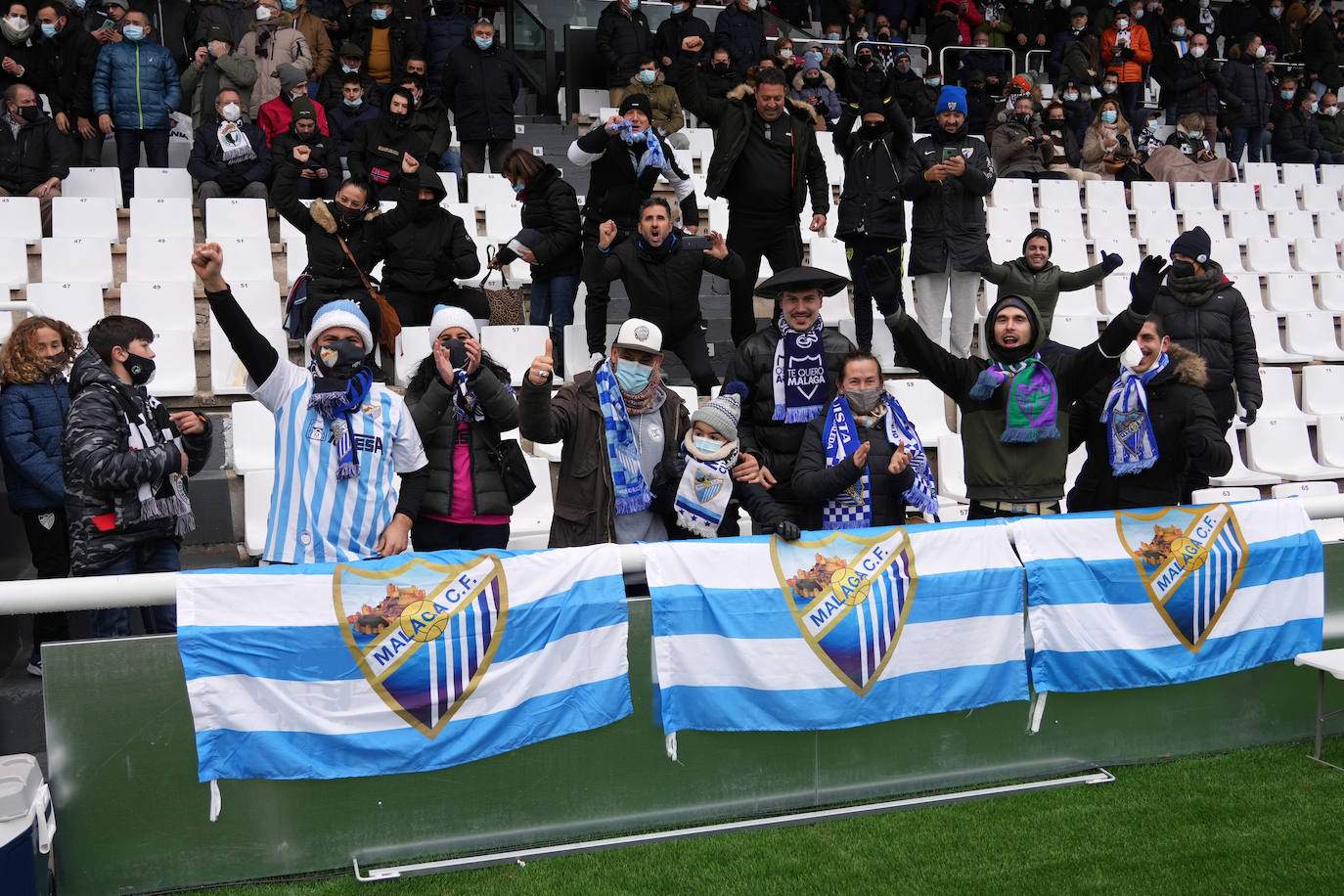 Fotos: Derrota y mala imagen del Málaga en Burgos