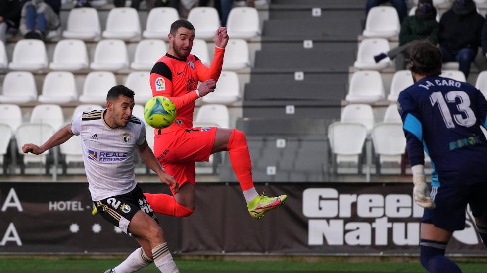 Derrota y mala imagen del Málaga en Burgos