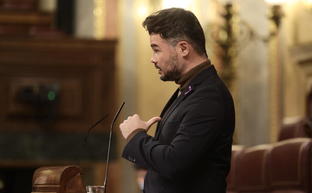 El portavoz parlamentario de ERC, Gabriel Rufián, interviene en una sesión plenaria en el Congreso de los Diputados el pasado 25 de noviembre. 