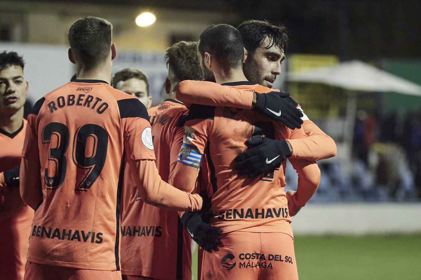 El Málaga encarriló el partido en la primera mitad con dos goles 