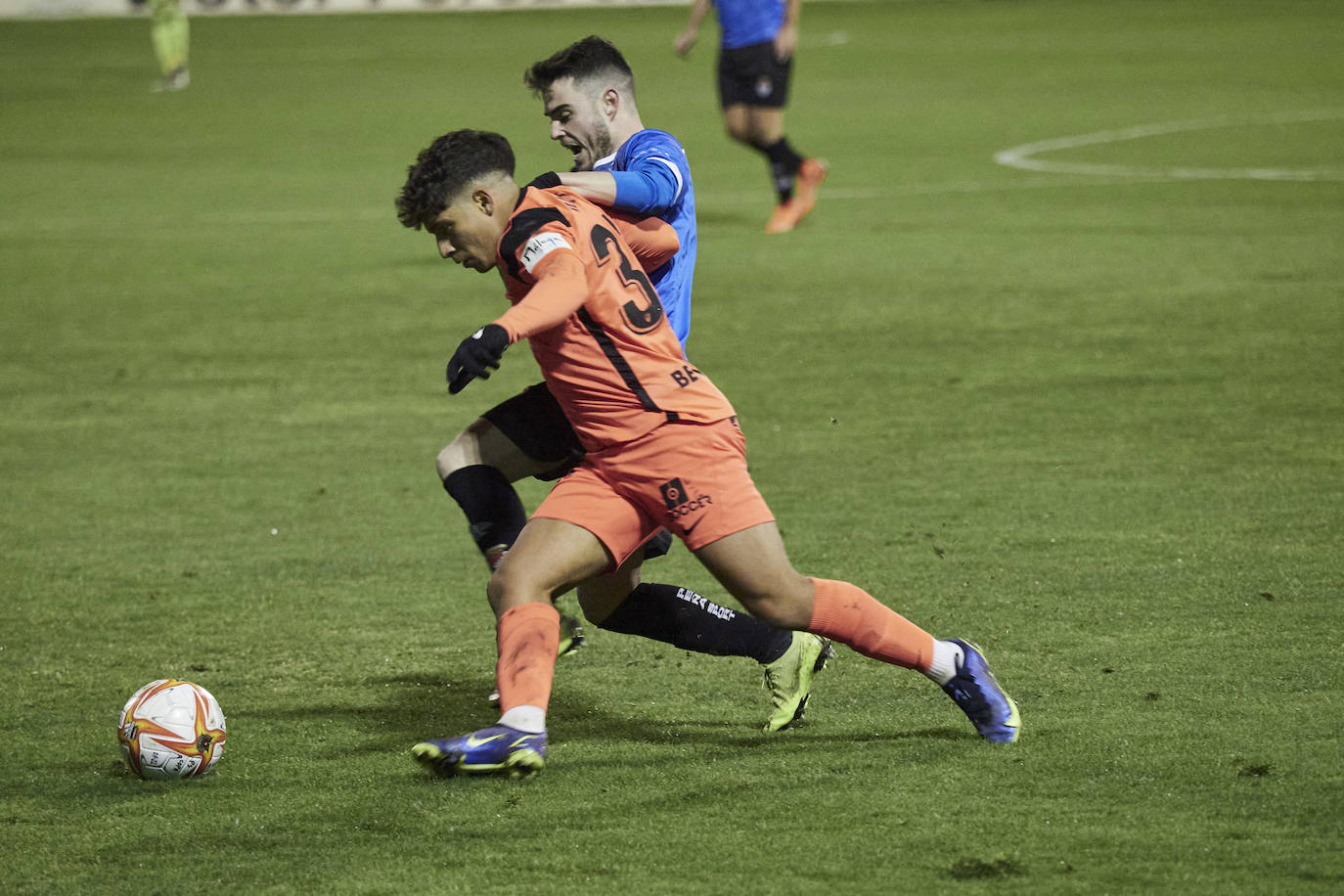 El Málaga encarriló el partido en la primera mitad con dos goles 