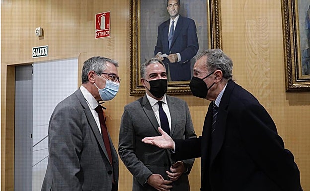 Salado, Bendodo y Vázquez Alfarache, los tres presidentes del PP que ha tenido la Diputación de Málaga.